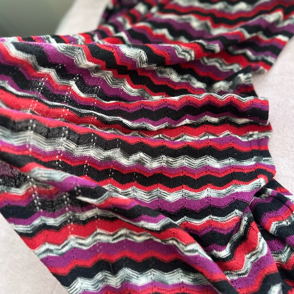 Multicolor Zigzag Patterned Scarf - image 3